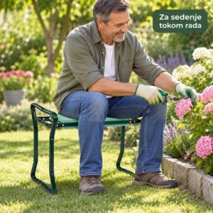 Muškarac sedi na sklopivoj klupi za baštenske poslove i orezuje cveće u bašti